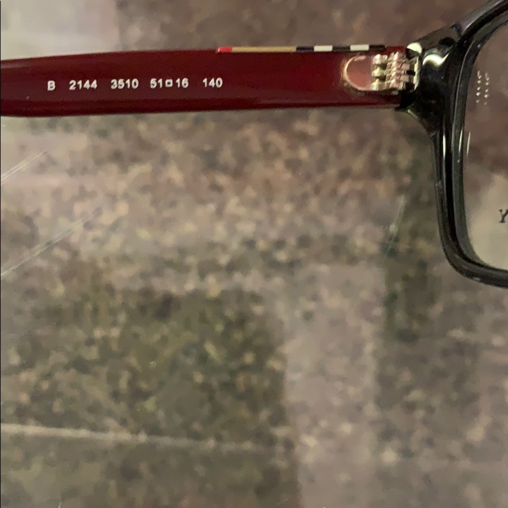 BURBERRY FRAMES & CASE - Picture 3 of 5